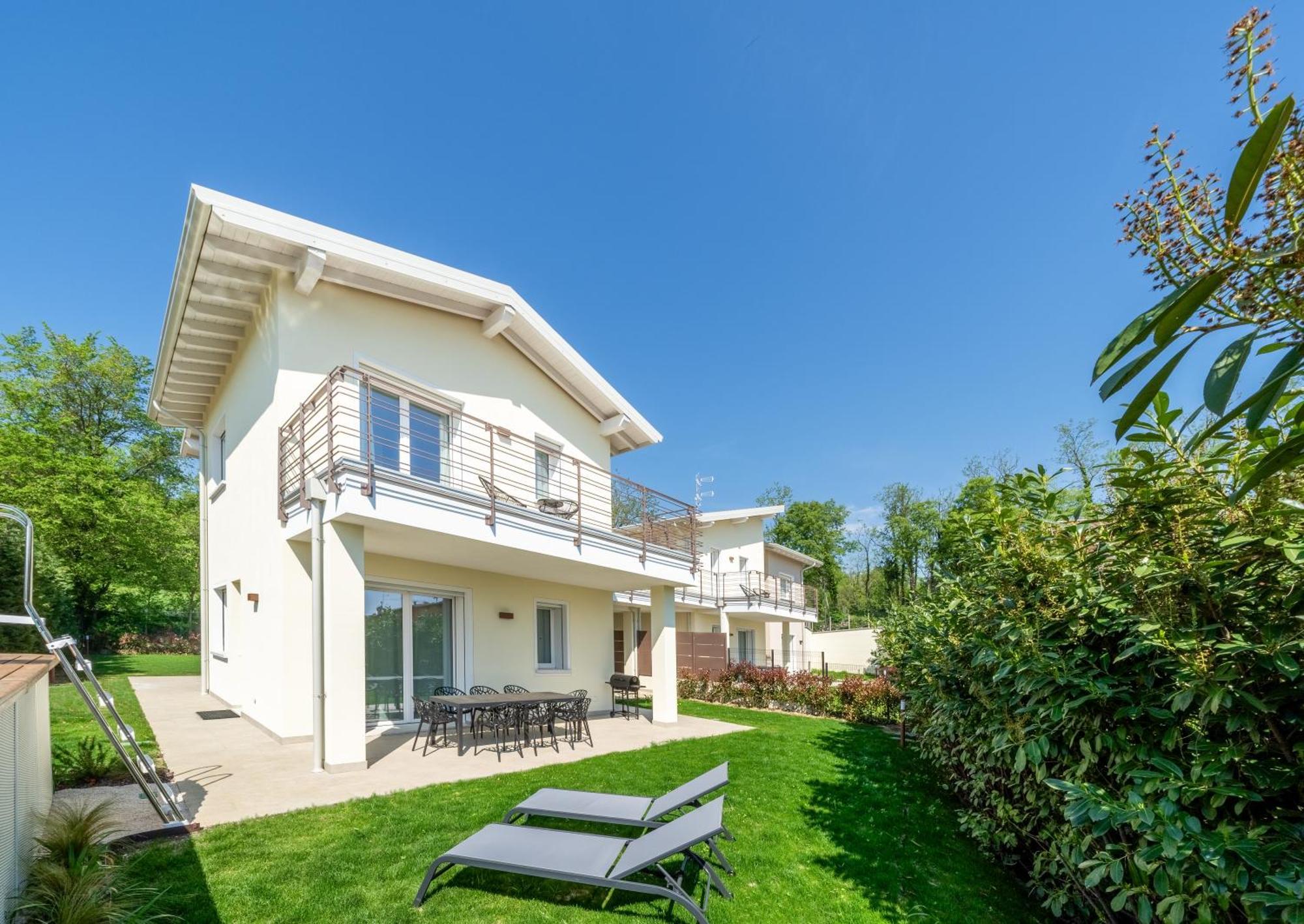 Luxury Villas Gardenia With Private Pool بادينغي سول غاردا المظهر الخارجي الصورة