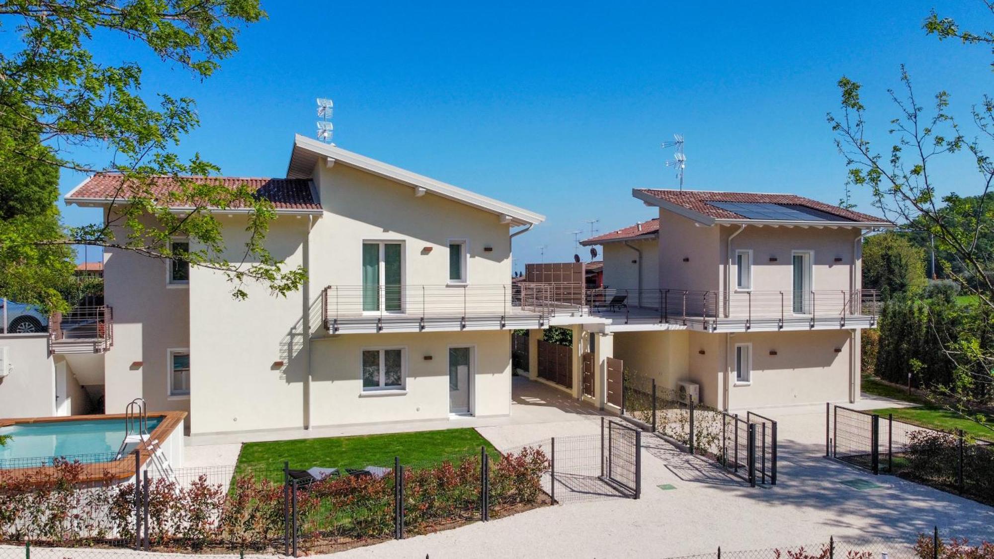 Luxury Villas Gardenia With Private Pool بادينغي سول غاردا المظهر الخارجي الصورة